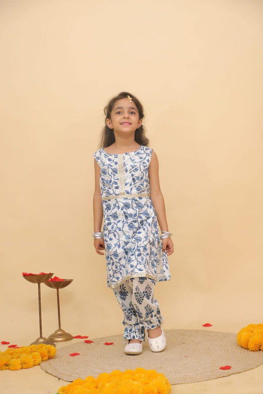 White Kurta Payjama Set