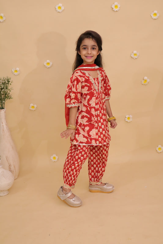 Red Flower Print Kurta Set
